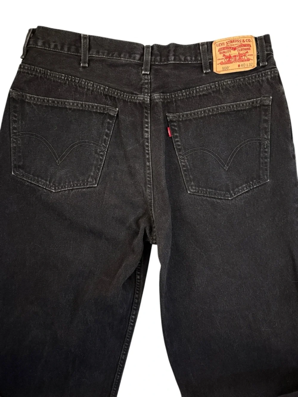 Vintage 2006 Levi’s 550 Relaxed Fit Black Jeans 40x32 Fits 36x30 Y2K Dad Denim